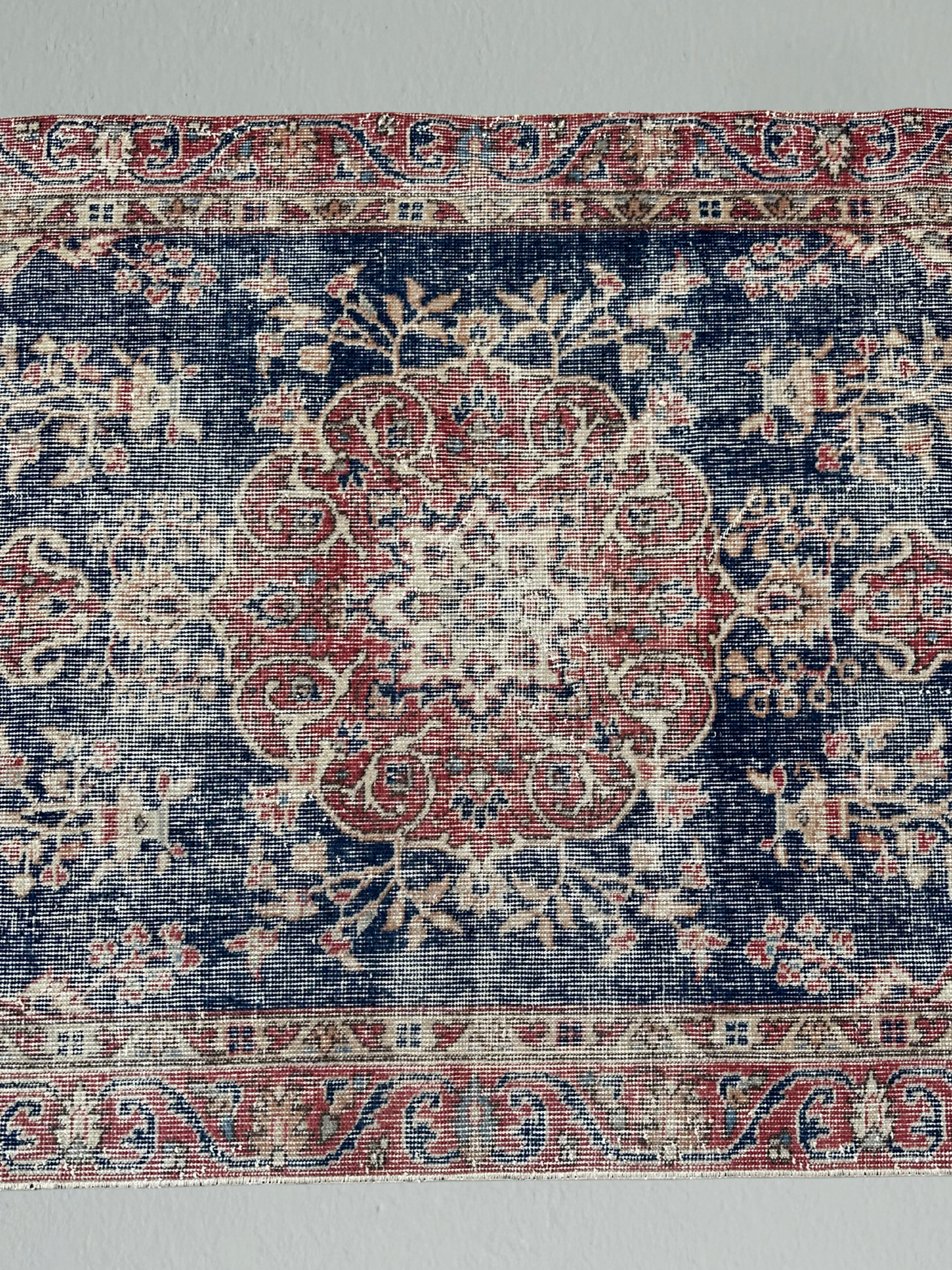 Red & Navy Vintage Handwoven Wool Rug – 109.5x202.5 cm (43.1"x79.7") – Faded Central Medallion Design – Turkish Rug for Living Room or Hallway