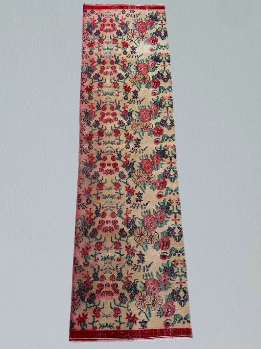 Colorful Vintage Wool Runner Rug – 70 x 245 cm (27.5 x 96.4 in) – Red, Green, Purple, Pink & Beige – Handwoven Floral Turkish Carpet (1970s–1980s)